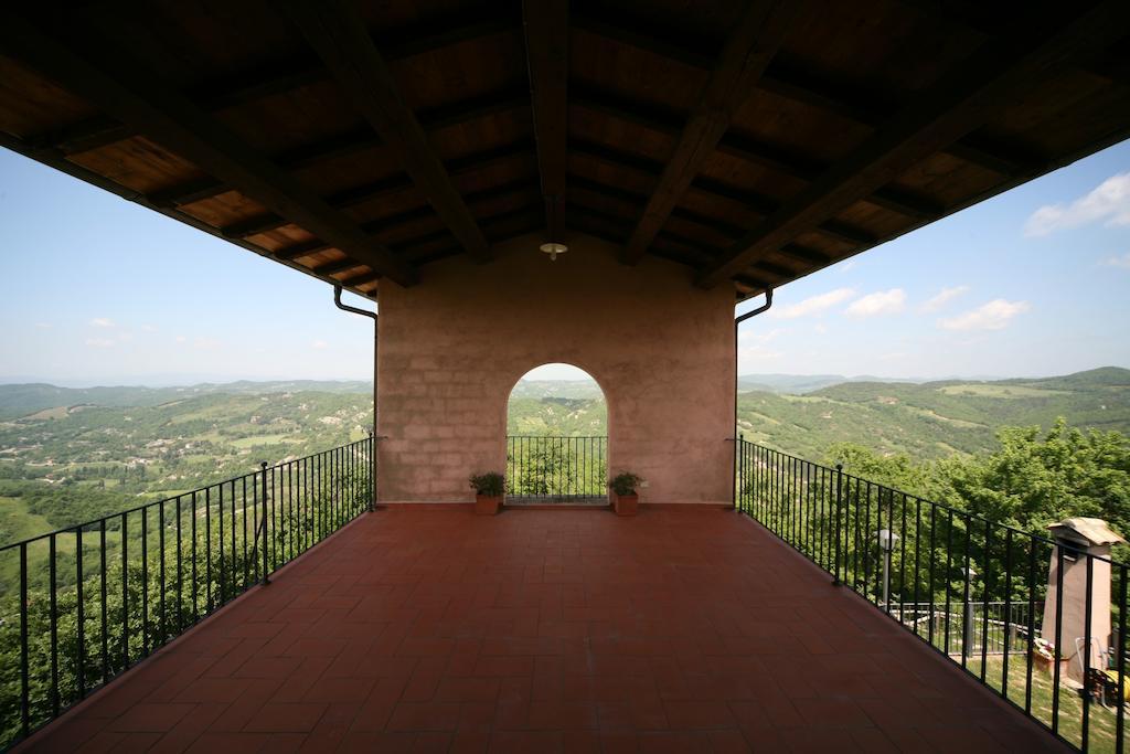 Agriturismo Monte Valentino Pietralunga  Ruang foto